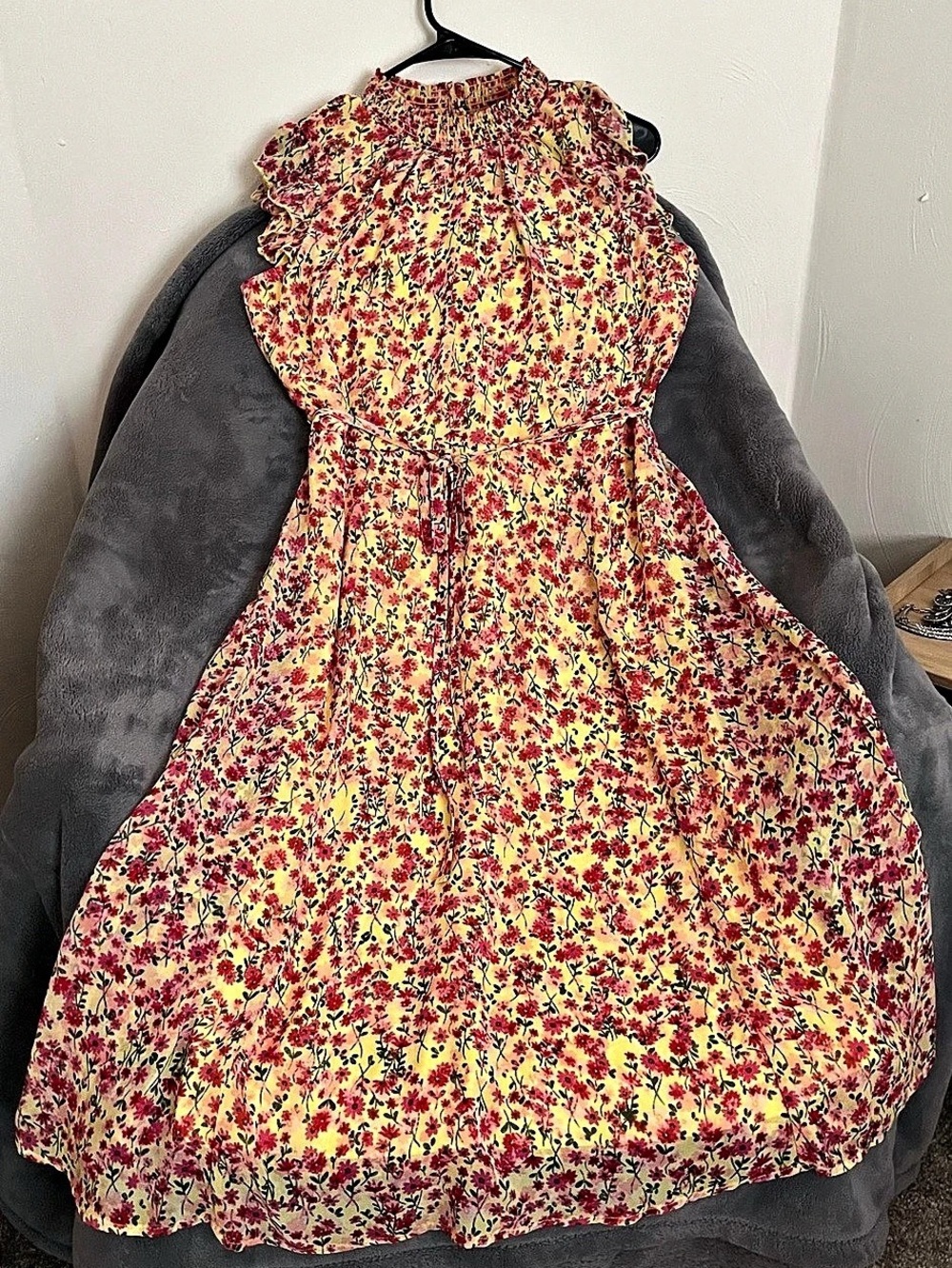Nina Leonard Smocked Neck Flutter Sleeve Print Dress Yellow & Pink Large